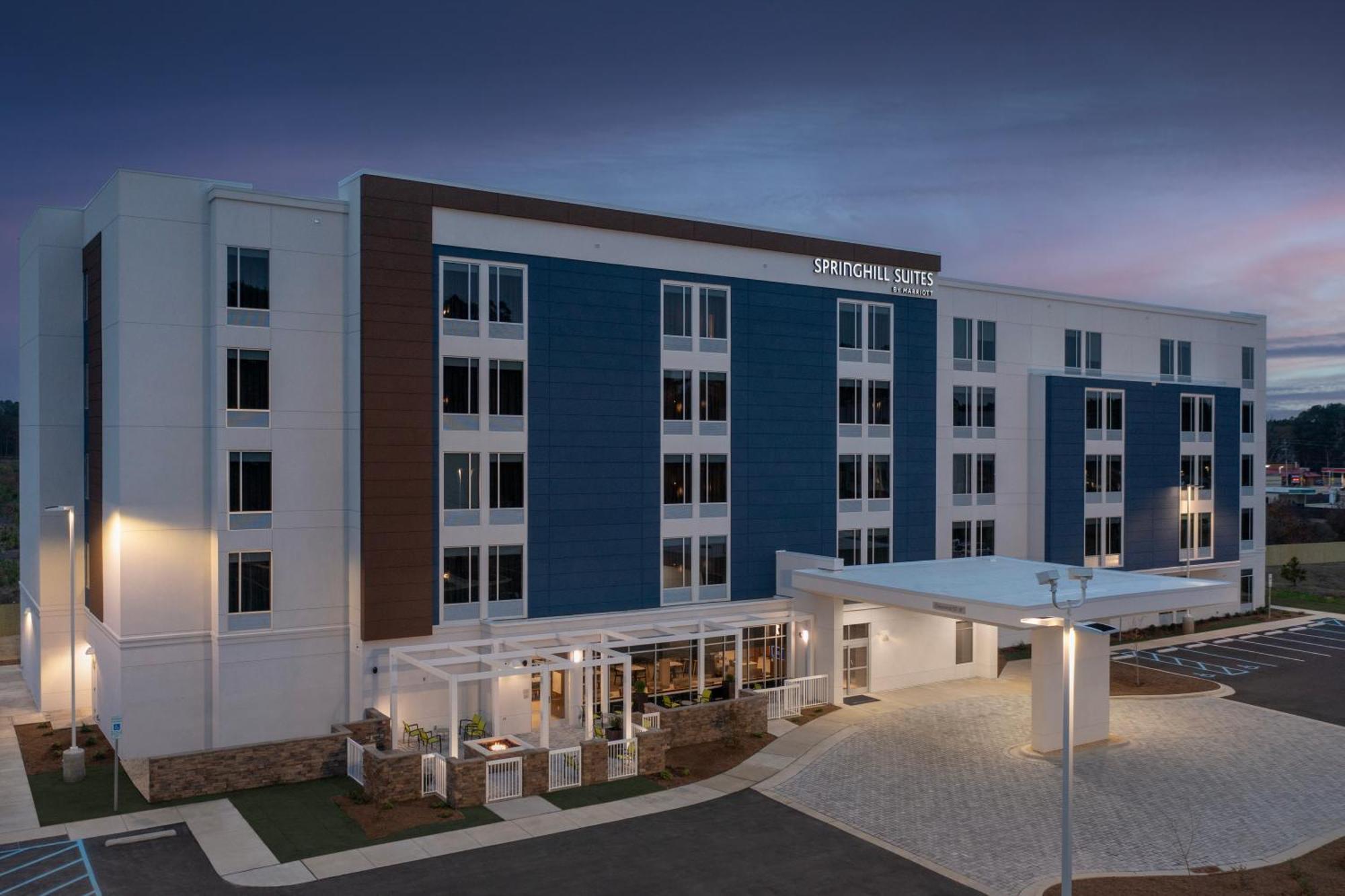 Springhill Suites By Marriott Fayetteville I-95 Buitenkant foto